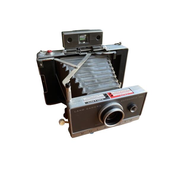 VTG Polaroid Automatic 100 Land Camera Case Flash Bulbs and Accessories - Picture 3 of 13